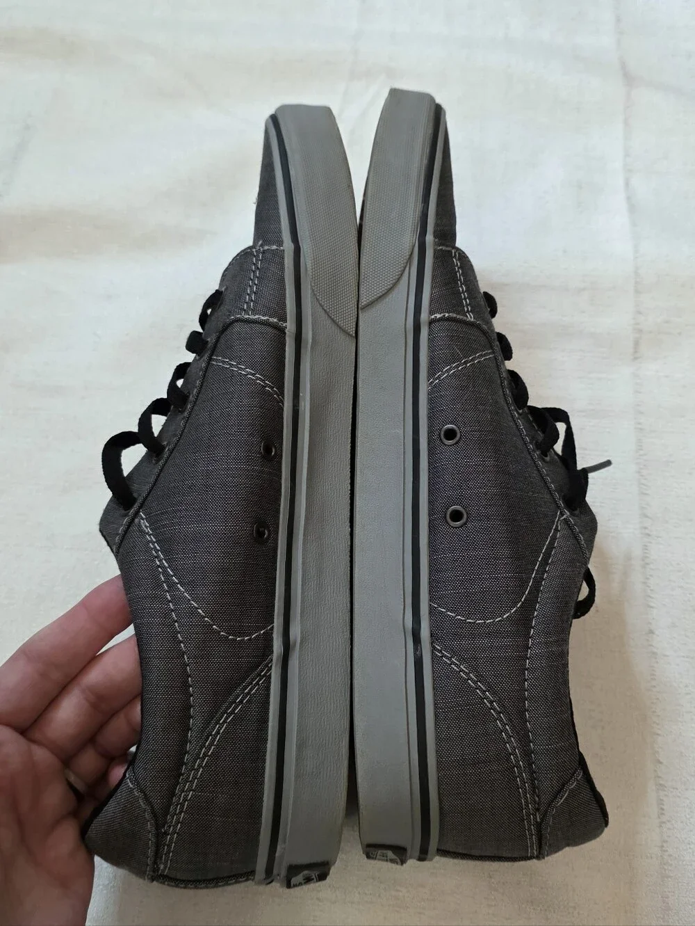 Vans Bishop Gray Low Top Skater Shoes Size 12